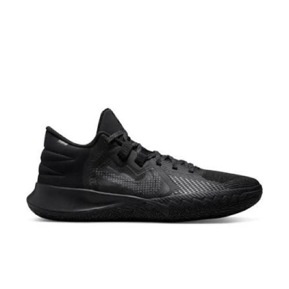 Kyrie Flytrap V Sneakers NIB Size 9